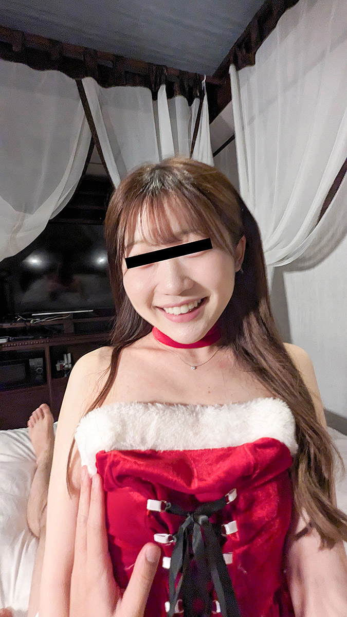 性なる夜に大サービス!ちっちゃ可愛いサンタちゃん